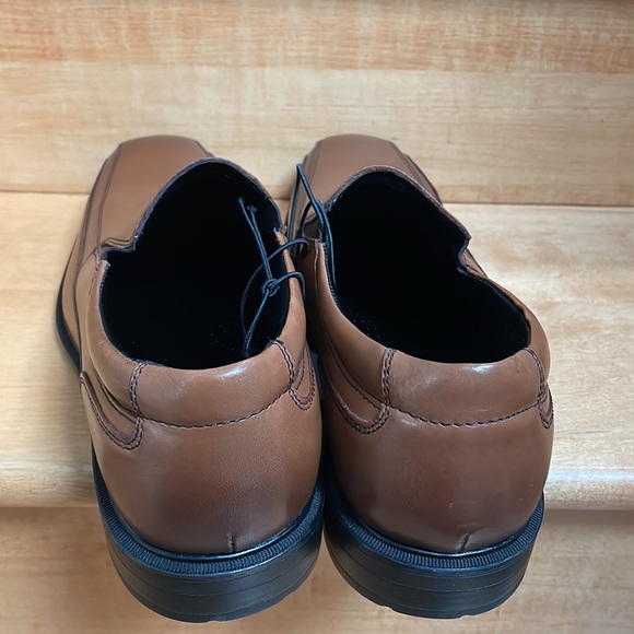 Kenneth Cole New York - Leather Loafer Shoes - Picture 3 of 7